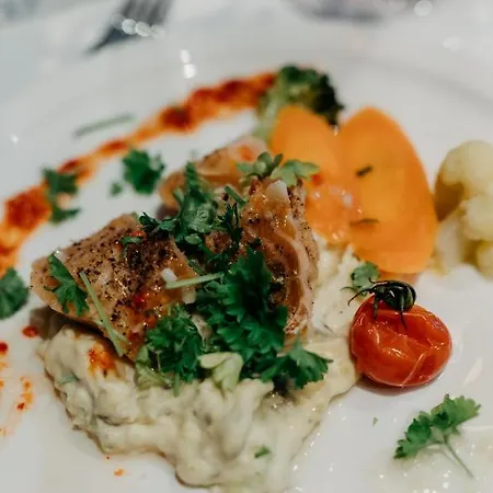 卡拉莫维卡港假日公园 巴尔斯塔