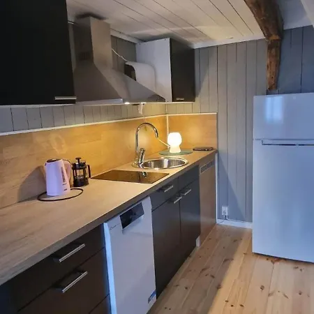 Kraemmervika Havn 2* Ballstad