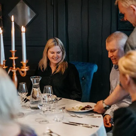 假日公园 卡拉莫维卡港假日公园