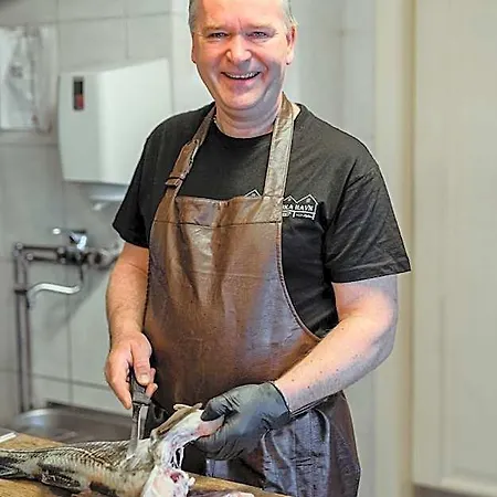 Kraemmervika Havn 2* Ballstad