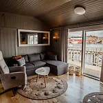 Aldeamento Turístico Kraemmervika Havn Ballstad